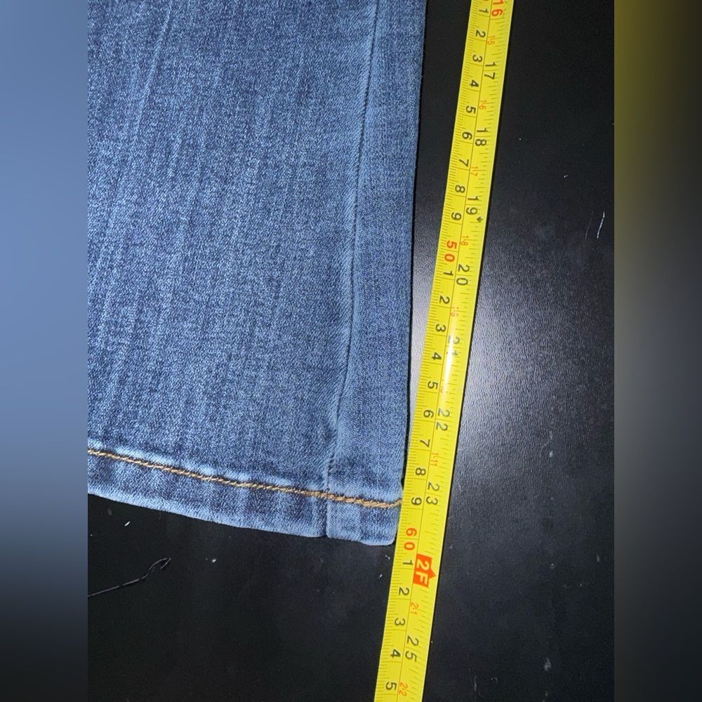 Pilcro Women’s Blue Pull-On Mid-Rise Crop Flare Jeans Size Small EUC - Picture 12 of 12